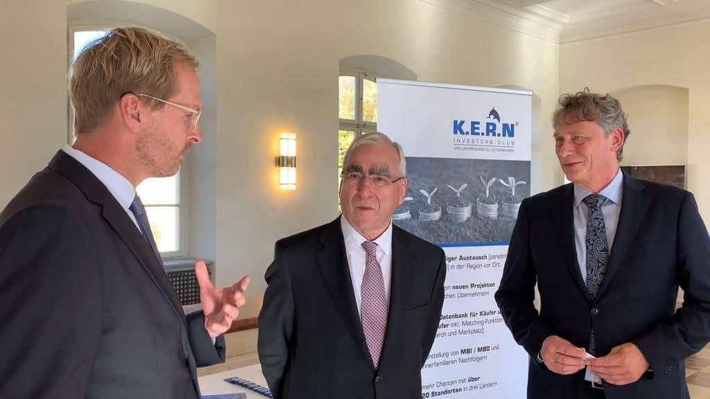 KERN gratuliert Dr. Theo Waigel