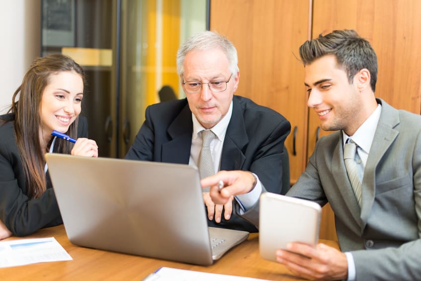 Business people at work Geschäftsleute bei der Nachfolgeberatung